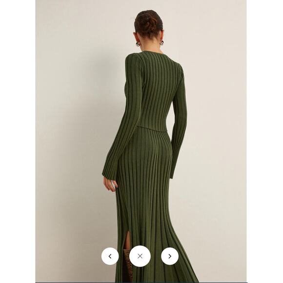 Commense Lettuce Trim Pleated Sweater Skirt And Sweater set Sz M - Picture 6 of 6